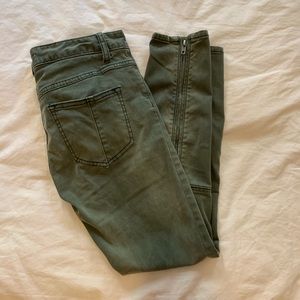 Free people green cropped pants